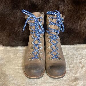 Sorel booties 11 (3050)